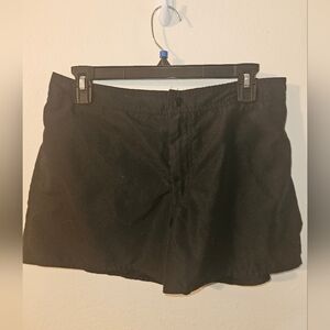 South Point Womans Black Shorts Size 10